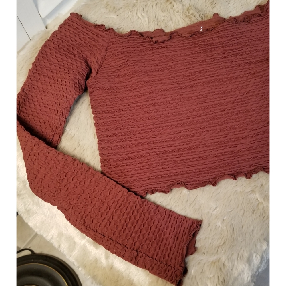DONATING!! BUY NOW! Free People Textured Off Shoulder Crop Top - Picture 4 of 9